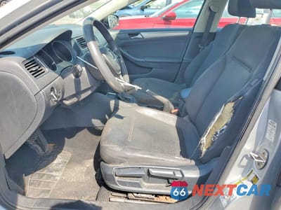 Zdjęcie 7 z 11 samochodu: 2016 VOLKSWAGEN JETTA SE VIN:3VWD67AJ3GM253639 - miniatura