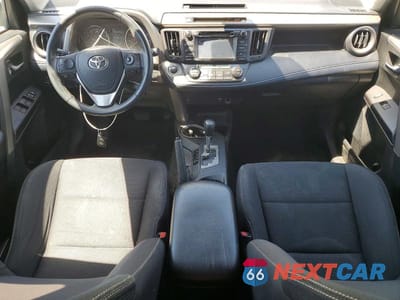 Zdjęcie 8 z 13 samochodu: 2018 TOYOTA RAV4 XLE VIN:2T3WFREV0JW476327 - miniatura