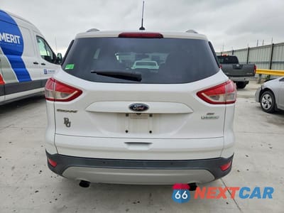Zdjęcie 6 z 13 samochodu: 2016 FORD ESCAPE SE VIN:1FMCU0GX5GUB07029 - miniatura