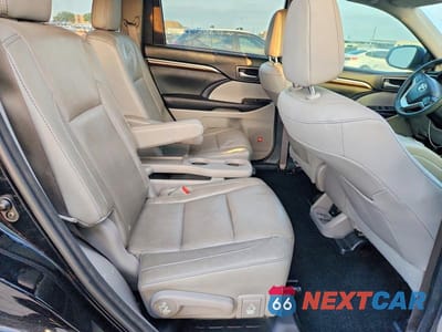 Zdjęcie 10 z 12 samochodu: 2016 TOYOTA HIGHLANDER LIMITED PLATINUM VIN:5TDYKRFH6GS141595 - miniatura