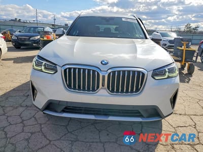 Piąte zdjęcie samochodu w środku: 2022 BMW X3 XDRIVE30I VIN:5UX53DP01N9J54101 - miniatura