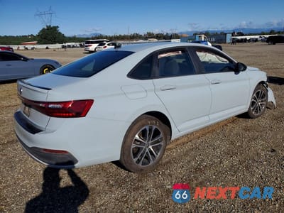 Trzecie zdjęcie samochodu z tyłu: 2025 VOLKSWAGEN JETTA SPORT VIN:3VWBX7BU7SM043292 - miniatura