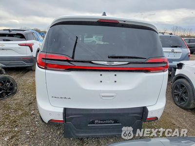 Zdjęcie 6 z 13 samochodu: 2024 CHRYSLER PACIFICA TOURING VIN:2C4RC1FGXRR195844 - miniatura