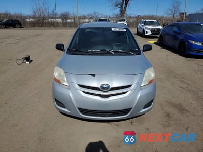 Piąte zdjęcie samochodu w środku: 2007 TOYOTA YARIS BASE VIN:JTDBT923771101875 - miniatura