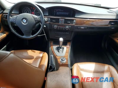 Zdjęcie 8 z 11 samochodu: 2011 BMW 328 XI SULEV VIN:WBAPK5C51BF124112 - miniatura