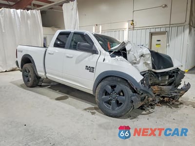 Czwarte zdjęcie samochodu z boku: 2019 RAM 1500 CLASSIC SLT VIN:1C6RR7GGXKS705718 - miniatura