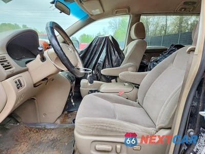 Zdjęcie 7 z 13 samochodu: 2008 TOYOTA SIENNA XLE VIN:5TDZK22C48S182878 - miniatura