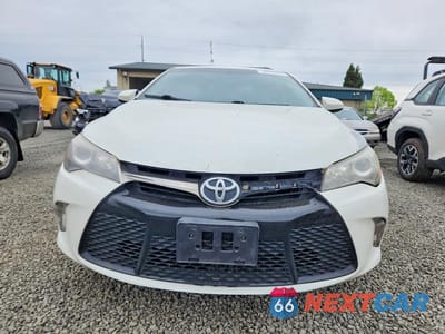 Piąte zdjęcie samochodu w środku: 2017 TOYOTA CAMRY SE VIN:4T1BF1FK8HU374331 - miniatura