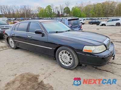 Czwarte zdjęcie samochodu z boku: 2011 LINCOLN TOWN CAR SIGNATURE LONG WHEELBASE VIN:2LNBL8FV7BX763778 - miniatura