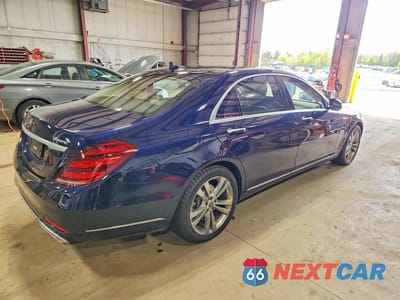 Trzecie zdjęcie samochodu z tyłu: 2020 MERCEDES-BENZ S 560 4MATIC VIN:W1KUG8GBXLA556078 - miniatura