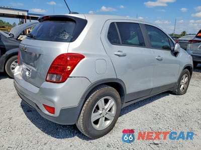 Trzecie zdjęcie samochodu z tyłu: 2019 CHEVROLET TRAX LS VIN:3GNCJKSB4KL291068 - miniatura