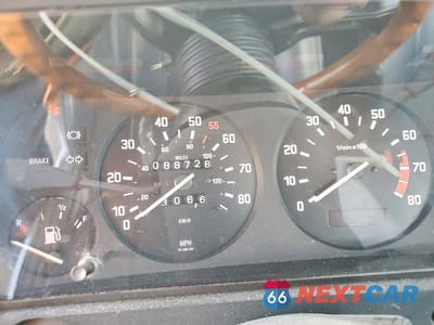 Zdjęcie 9 z 12 samochodu: 1981 BMW 320 I VIN:WBAAG3304B8010822 - miniatura