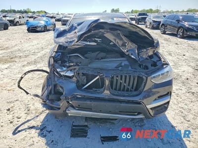 Piąte zdjęcie samochodu w środku: 2021 BMW X3 XDRIVE30I VIN:5UXTY5C04M9G84102 - miniatura