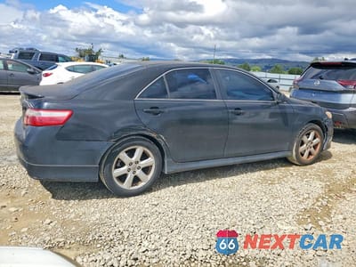 Trzecie zdjęcie samochodu z tyłu: 2007 TOYOTA CAMRY SE VIN:4T1BE46K87U619180 - miniatura