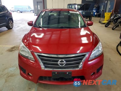 Piąte zdjęcie samochodu w środku: 2014 NISSAN SENTRA SR VIN:3N1AB7AP0EY236957 - miniatura