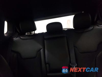 Zdjęcie 10 z 14 samochodu: 2025 JEEP COMPASS LATITUDE VIN:3C4NJDBN2ST598214 - miniatura