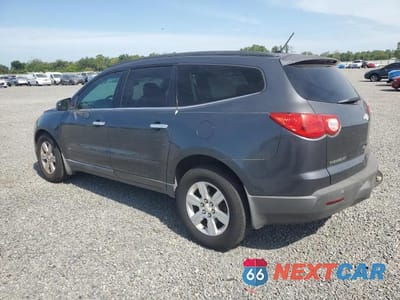 Drugie zdjęcie samochodu z przodu: 2010 CHEVROLET TRAVERSE LT VIN:1GNLRFED8AS115380 - miniatura