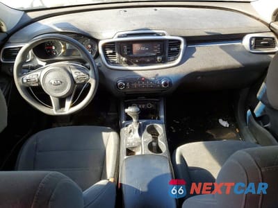 Zdjęcie 8 z 13 samochodu: 2018 KIA SORENTO LX V6 VIN:5XYPGDA51JG346680 - miniatura