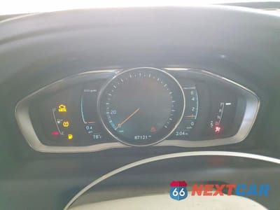 Zdjęcie 9 z 11 samochodu: 2016 VOLVO XC60 T6 PREMIER VIN:YV449MDK7G2811154 - miniatura