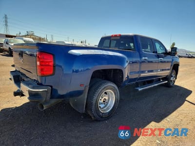 Trzecie zdjęcie samochodu z tyłu: 2015 GMC SIERRA K3500 SLT VIN:1GT423E89FF669563 - miniatura