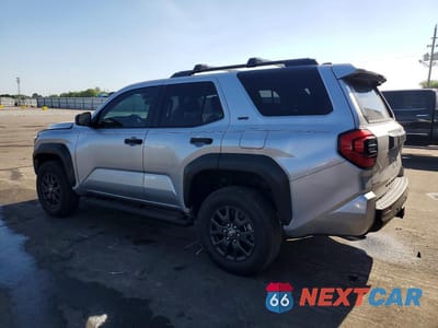 Drugie zdjęcie samochodu z przodu: 2025 TOYOTA 4RUNNER SR5 VIN:JTEVA5BR9S5053017 - miniatura