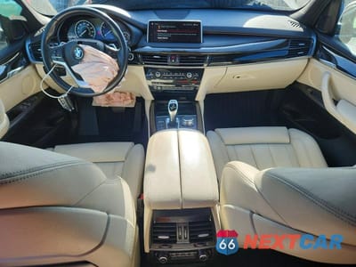 Zdjęcie 8 z 13 samochodu: 2018 BMW X5 SDRIVE35I VIN:5UXKR2C53J0Z16527 - miniatura