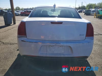 Zdjęcie 6 z 12 samochodu: 2022 CHRYSLER 300 TOURING VIN:2C3CCAAGXNH134480 - miniatura