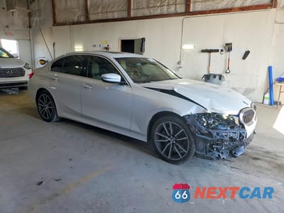 Czwarte zdjęcie samochodu z boku: 2020 BMW 330I VIN:3MW5R1J0XL8B12473 - miniatura