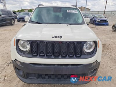 Piąte zdjęcie samochodu w środku: 2017 JEEP RENEGADE LATITUDE VIN:ZACCJBBB7HPE65725 - miniatura