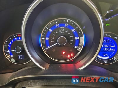 Zdjęcie 9 z 13 samochodu: 2016 HONDA FIT EX VIN:JHMGK5H73GS009117 - miniatura