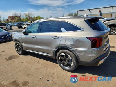 Drugie zdjęcie samochodu z przodu: 2025 KIA SORENTO PLUG-IN HYBRID EX VIN:KNDRJDJHXS5328449 - miniatura