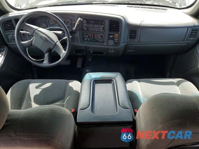Zdjęcie 8 z 12 samochodu: 2004 CHEVROLET SILVERADO K1500 VIN:1GCEK19T94E155044 - miniatura