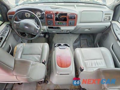 Zdjęcie 8 z 12 samochodu: 2005 FORD F250 SUPER DUTY VIN:1FTSW21P35EB16768 - miniatura