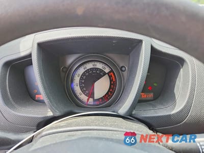 Zdjęcie 9 z 12 samochodu: 2013 SCION XD BASE VIN:JTKKUPB44D1028978 - miniatura