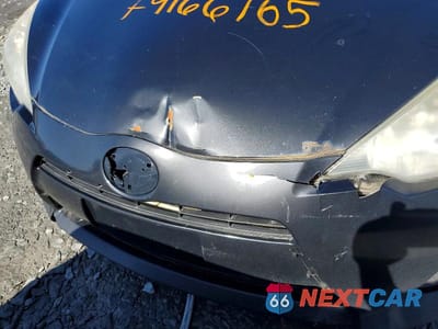 Zdjęcie 12 z 13 samochodu: 2012 TOYOTA PRIUS C ONE VIN:JTDKDTB38C1004186 - miniatura
