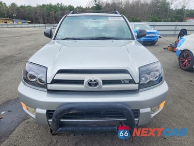 Piąte zdjęcie samochodu w środku: 2004 TOYOTA 4RUNNER SR5 VIN:JTEBT14R440045412 - miniatura