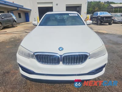 Piąte zdjęcie samochodu w środku: 2017 BMW 540 I VIN:WBAJE5C39HG917057 - miniatura