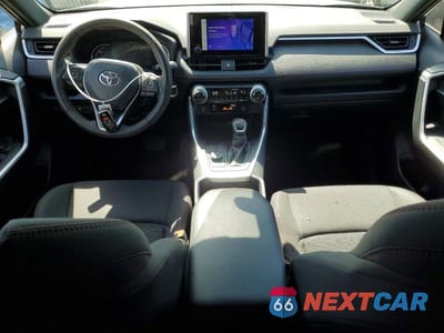 Zdjęcie 8 z 12 samochodu: 2023 TOYOTA RAV4 PRIME SE VIN:JTMAB3FV1PD150804 - miniatura