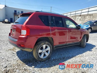 Trzecie zdjęcie samochodu z tyłu: 2011 JEEP COMPASS SPORT VIN:1J4NF1FB2BD136686 - miniatura