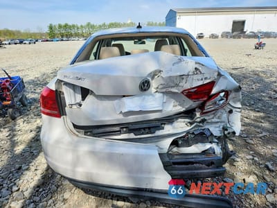Zdjęcie 6 z 12 samochodu: 2015 VOLKSWAGEN PASSAT SE VIN:1VWBV7A38FC045476 - miniatura