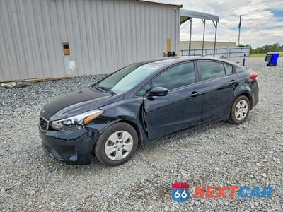 2017 KIA FORTE LX 3KPFK4A74HE089615 - główne zdjęcie licytacji z USA - miniatura