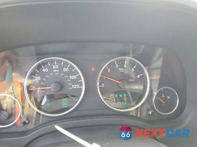 Zdjęcie 9 z 11 samochodu: 2009 JEEP COMPASS LIMITED VIN:1J4FT57B49D219534 - miniatura