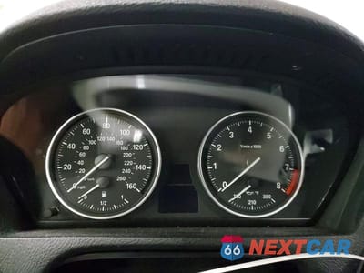 Zdjęcie 9 z 12 samochodu: 2011 BMW X5 XDRIVE35I VIN:5UXZV4C57BL408776 - miniatura