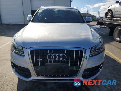 Piąte zdjęcie samochodu w środku: 2011 AUDI Q5 PREMIUM PLUS VIN:WA1DKAFPXBA098371 - miniatura