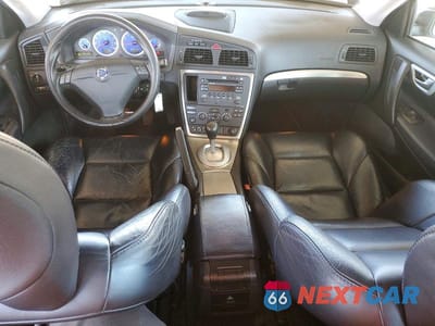 Zdjęcie 8 z 13 samochodu: 2006 VOLVO V70 R VIN:YV1SJ527862599945 - miniatura