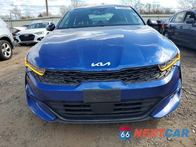 Piąte zdjęcie samochodu w środku: 2022 KIA K5 GT-LINE VIN:5XXG64J29NG129848 - miniatura