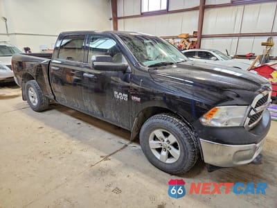 Czwarte zdjęcie samochodu z boku: 2015 RAM 1500 ST VIN:1C6RR7ST7FS780385 - miniatura