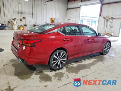 Trzecie zdjęcie samochodu z tyłu: 2021 NISSAN ALTIMA 2.5 SR VIN:1N4BL4CW9MN385872 - miniatura