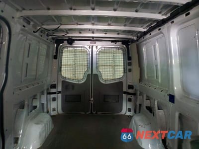 Zdjęcie 10 z 13 samochodu: 2013 MERCEDES BENZ SPRINTER 2500 VIN:WD3PE7CC9D5801981 - miniatura