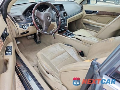 Zdjęcie 8 z 11 samochodu: 2011 MERCEDES-BENZ E 550 VIN:WDDKJ7CB5BF070627 - miniatura